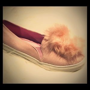 Liliana Blush Puffball Sneakers ~SIZE 10~